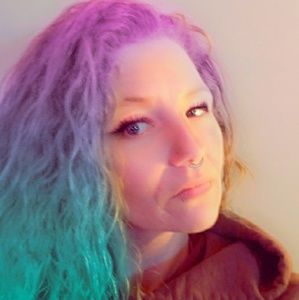 Meet your Posher, Anne